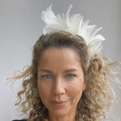 Headpiece White Feathers