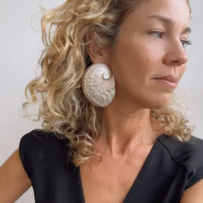 shell earrings
