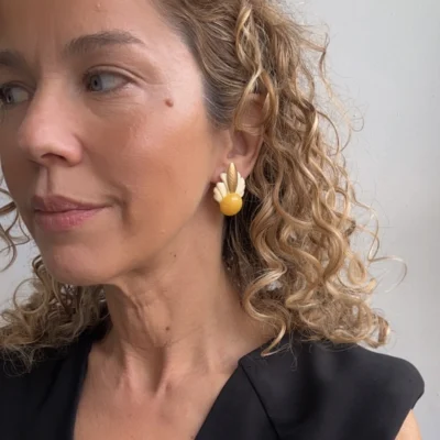 curiosity earrings