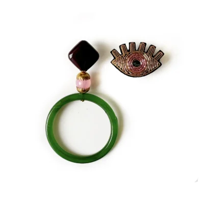 green eye earrings