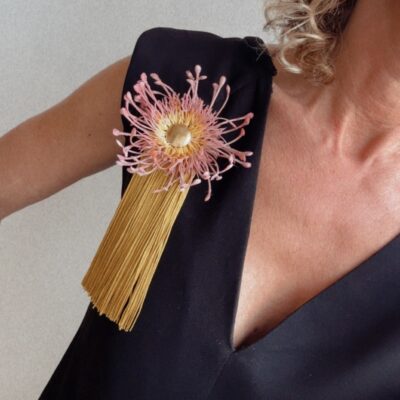 protea plus hair clip